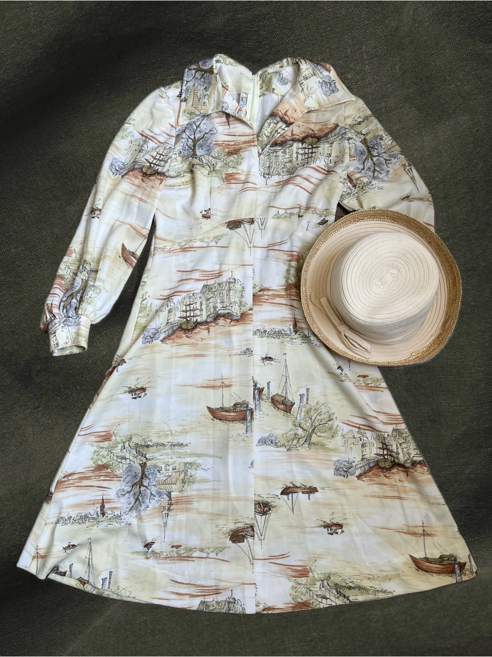 Vintage 70’s handmade scenic-print midi dress